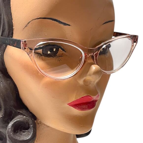 Betsey Johnson +1.50 Reading Glasses Readers Pink Frame Tortoise Cat Eye - Picture 1 of 3
